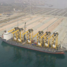 First ship docks at Türkiye’s newly built Asyaport