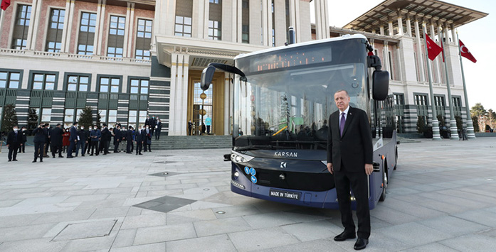 President Erdoğan Tests Türkiye’s Autonomous Electric Bus