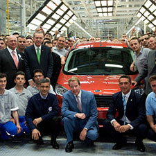 Ford opens new plant in Türkiye, debuts new ‘Courier’