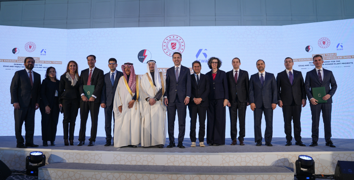Türkiye and Saudi Arabia’s ACWA Sign Agreement for Major Renewable Energy Investment