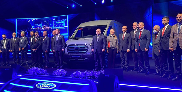 Ford Otosan Rolls Out First E-Transit in Gölcük, Marks Historical Day