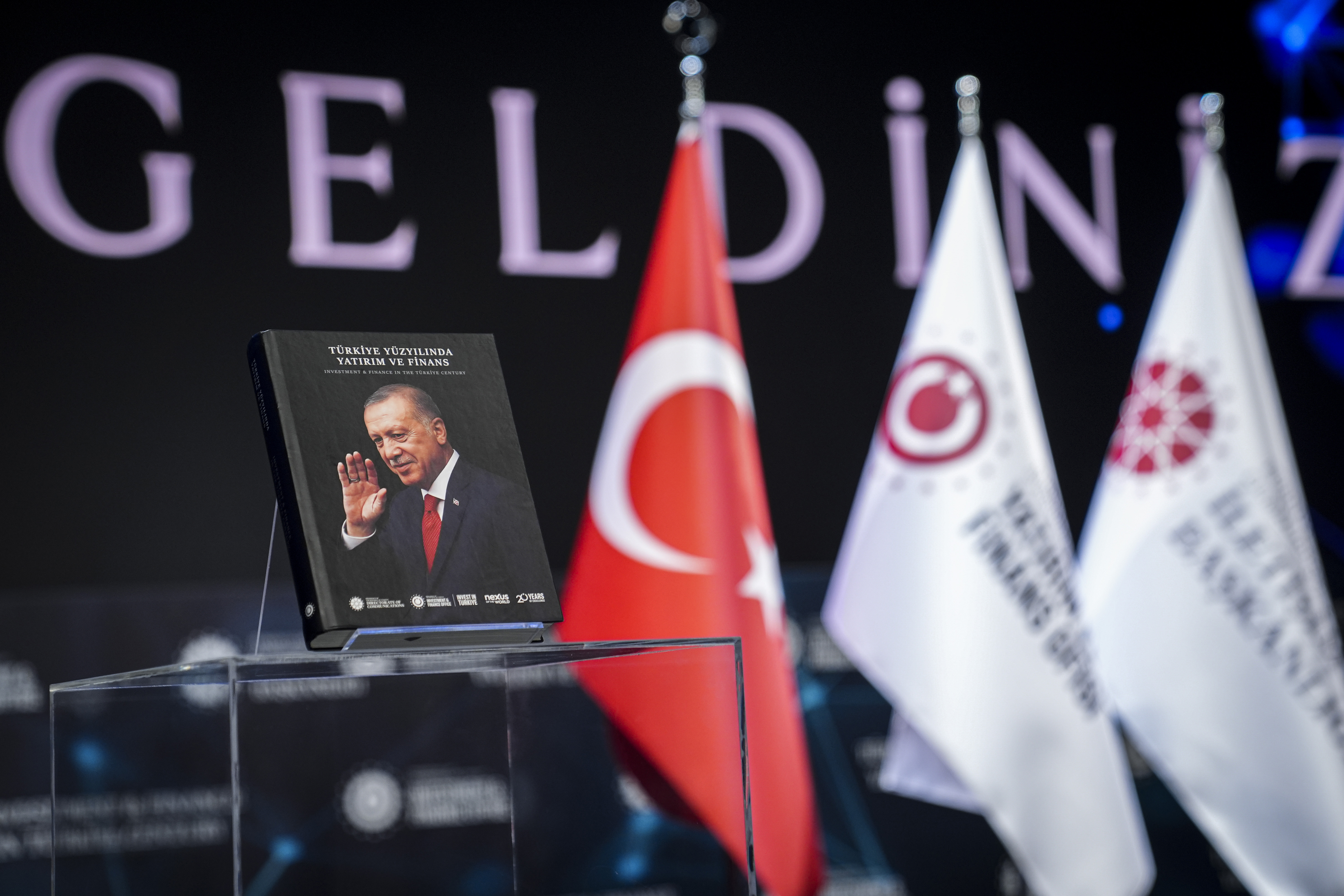 Investment & Finance in Türkiye Century Debuts for Readers in Istanbul