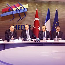 President Erdoğan sets target of EUR 20 billion in Türkiye-France trade volume